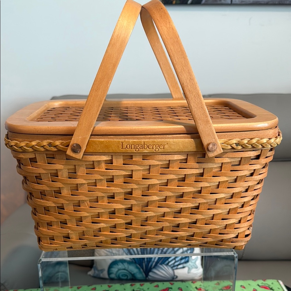 Longaberger Foumders Basket